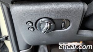 Mini Cooper 5Door DEFAULT 2020 года из Южной Кореи