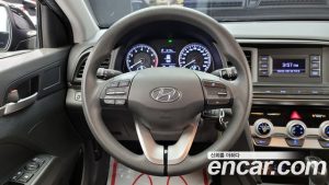 Hyundai AVANTE 1.6 2020 года из Южной Кореи