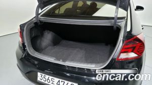 Hyundai AVANTE 1.6 2020 года из Южной Кореи