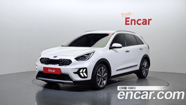 Kia Niro 1.6 HEV 2020 года из Кореи