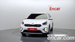Kia Niro 1.6 HEV 2020 года из Южной Кореи