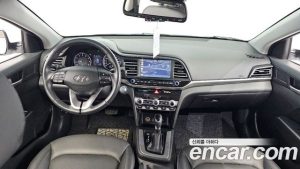 Hyundai AVANTE 1.6 2020 года из Южной Кореи