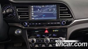 Hyundai AVANTE 1.6 2020 года из Южной Кореи