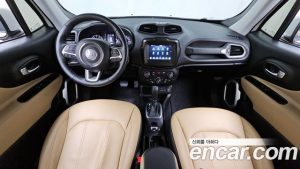 Jeep Renegade 2.4 Longitude 2021 года из Южной Кореи