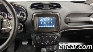 Jeep Renegade 2.4 Longitude 2021 года из Южной Кореи