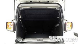 Jeep Renegade 2.4 Longitude 2021 года из Южной Кореи