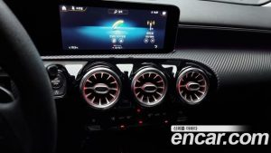 Mercedes-Benz A-Class A250 4MATIC SEDAN 2020 года из Южной Кореи