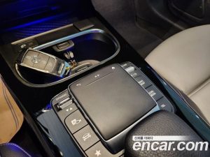 Mercedes-Benz CLA-Class CLA250 4MATIC 2020 года из Южной Кореи