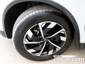 Renault-KoreaSamsung QM6 2.0 GDe LE 2WD 2024 года из Южной Кореи