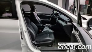 Kia K5 2.0 2020 года из Южной Кореи