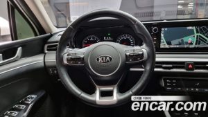 Kia K5 2.0 2020 года из Южной Кореи