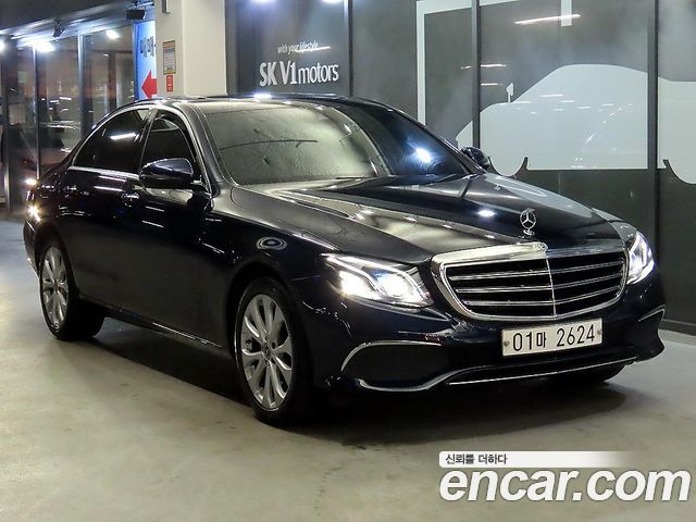 Mercedes-Benz E-Class E220d Exclusive 2019 года из Кореи