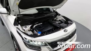 Kia Seltos Бензин 1.6 Turbo 2WD 2020 года из Южной Кореи