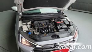 Hyundai AVANTE 1.6 2020 года из Южной Кореи