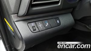 Hyundai AVANTE 1.6 2020 года из Южной Кореи
