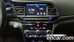 Hyundai AVANTE 1.6 2020 года из Южной Кореи