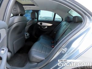 Mercedes-Benz C-Class C200 Avantgarde 2020 года из Южной Кореи