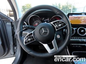 Mercedes-Benz C-Class C200 Avantgarde 2020 года из Южной Кореи