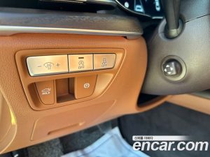 Genesis G80 Бензин 2.5 Turbo AWD 2024 года из Южной Кореи