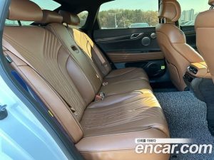 Genesis G80 Бензин 2.5 Turbo AWD 2024 года из Южной Кореи