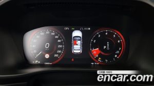 Volvo XC40 T4 R-디자인 2020 года из Южной Кореи