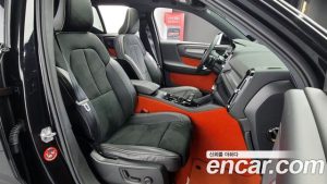 Volvo XC40 T4 R-디자인 2020 года из Южной Кореи
