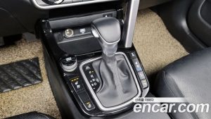 Kia Seltos Бензин 1.6 Turbo 4WD 2020 года из Южной Кореи