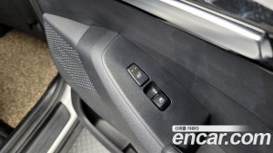 Kia Seltos Бензин 1.6 Turbo 4WD 2020 года из Южной Кореи