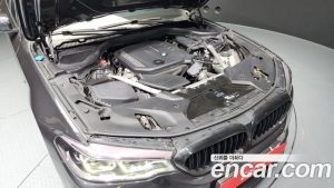 BMW 5-Series 520d M Sport Plus 2020 года из Южной Кореи