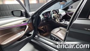 BMW 5-Series 520d M Sport Plus 2020 года из Южной Кореи