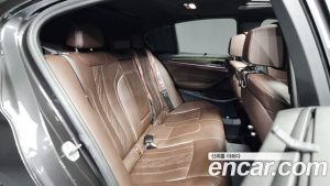 BMW 5-Series 520d M Sport Plus 2020 года из Южной Кореи