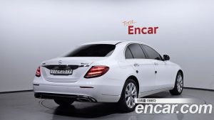 Mercedes-Benz E-Class E300 4MATIC Exclusive 2020 года из Южной Кореи