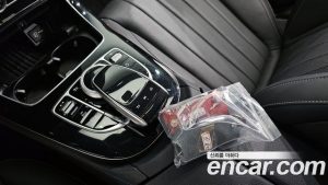 Mercedes-Benz E-Class E300 4MATIC Exclusive 2020 года из Южной Кореи