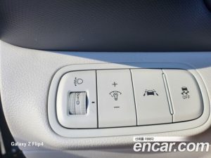 Hyundai Venue 1.6 Flux 2020 года из Южной Кореи