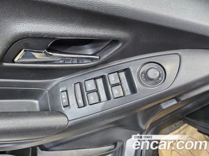 ChevroletGMDaewoo Trax 1.4 LT 2020 года из Южной Кореи