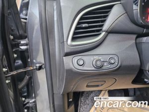 ChevroletGMDaewoo Trax 1.4 LT 2020 года из Южной Кореи
