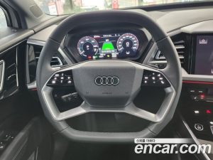 Audi Q4 e-TRON 40 2023 года из Южной Кореи