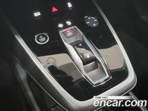 Audi Q4 e-TRON 40 2023 года из Южной Кореи