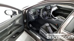Toyota Camry 2.5 LE HYBRID 2022 года из Южной Кореи