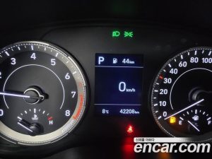 Hyundai Venue 1.6 Modern 2020 года из Южной Кореи