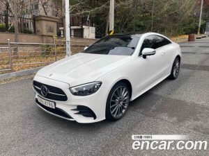 Mercedes-Benz E-Class E450 4MATIC Coupe 2021 года из Южной Кореи