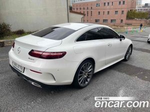 Mercedes-Benz E-Class E450 4MATIC Coupe 2021 года из Южной Кореи