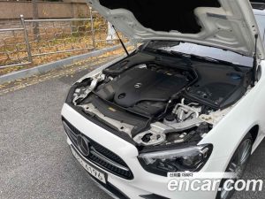 Mercedes-Benz E-Class E450 4MATIC Coupe 2021 года из Южной Кореи
