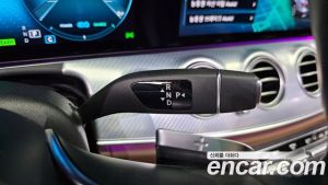 Mercedes-Benz E-Class E350 4MATIC Avantgarde 2021 года из Южной Кореи