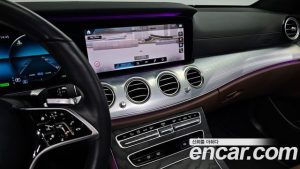 Mercedes-Benz E-Class E350 4MATIC Avantgarde 2021 года из Южной Кореи