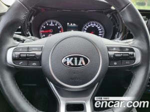 Kia K5 1.6 Turbo 2020 года из Южной Кореи