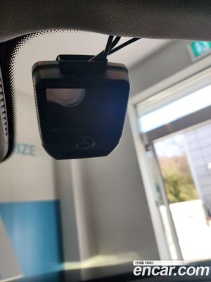 Mercedes-Benz E-Class E300 4MATIC AMG Line 2020 года из Южной Кореи