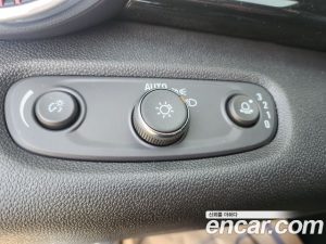 ChevroletGMDaewoo Trax 1.2 RS 2024 года из Южной Кореи
