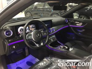 Mercedes-Benz E-Class E220d Cabriolet 2020 года из Южной Кореи