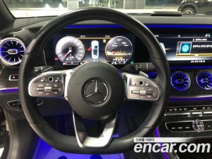 Mercedes-Benz E-Class E220d Cabriolet 2020 года из Южной Кореи
